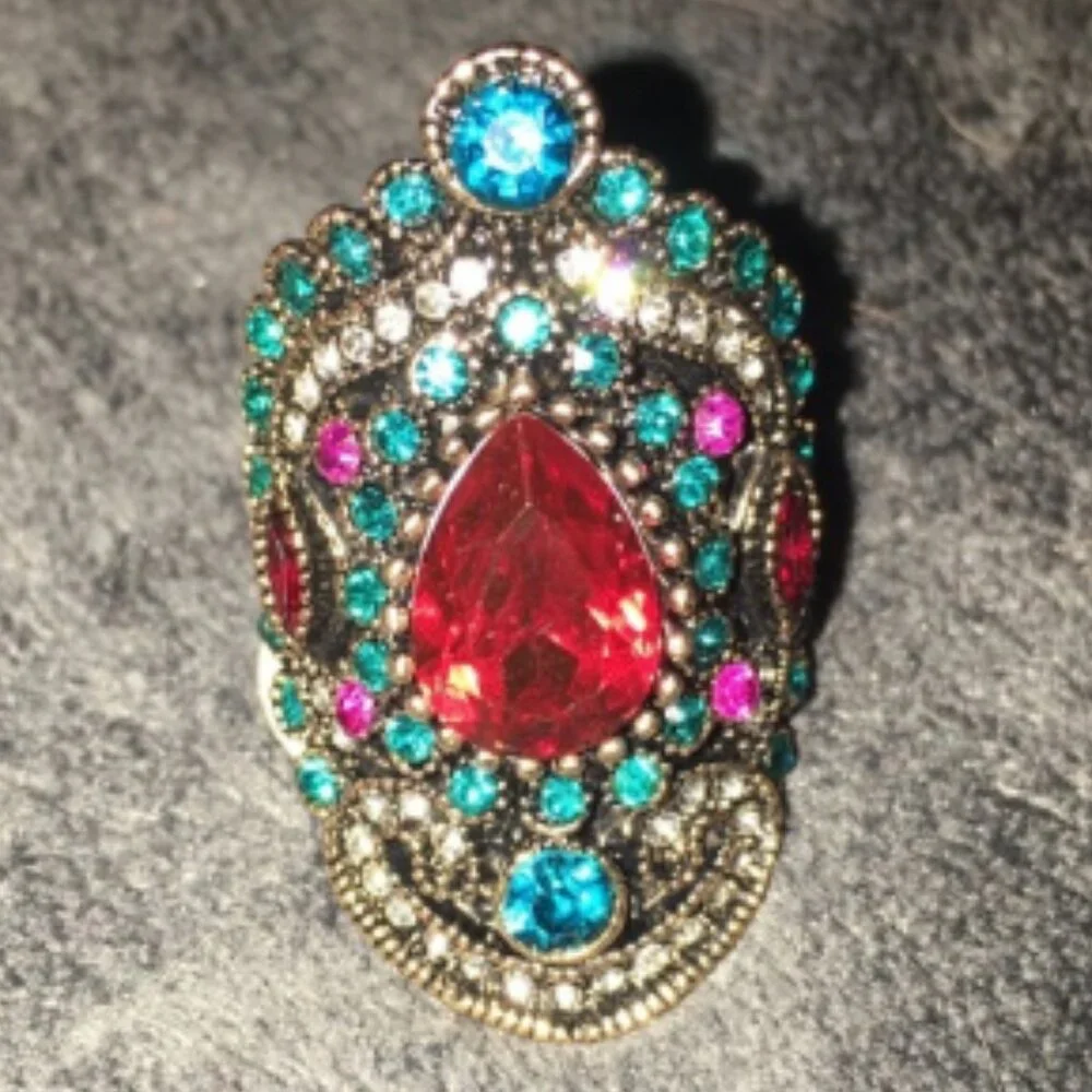 Multi Stone Ring Size 8.5 - Picture 2 of 5